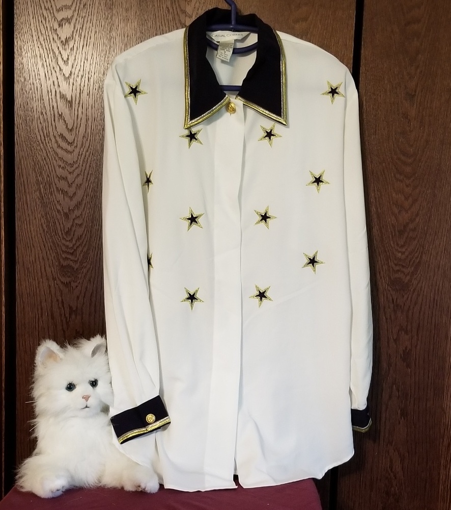 VINTAGE  Causal Corner nautical blouse